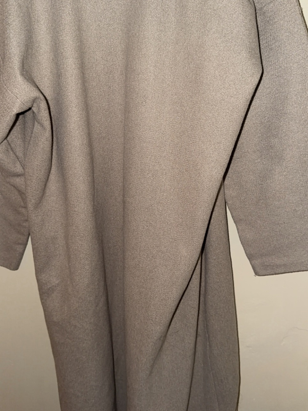 Tan abaya trench coat. - Picture 2 of 5